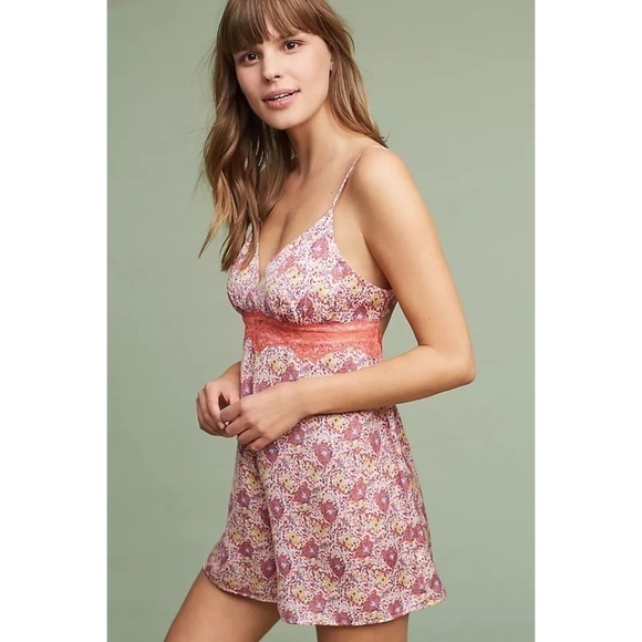 NWT!! Anthropologie FLOREAT Juniper Sleep Romper Floral Lace Paisley Lacey Small - Picture 1 of 15